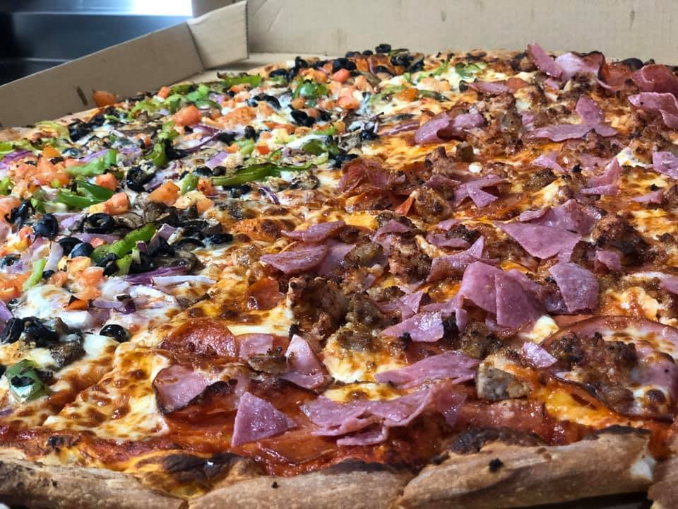 Hot, Delicious Pizza Delivery in Panorama City